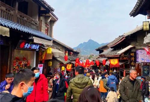 2021年国庆假期，那些挤出来的烟火气