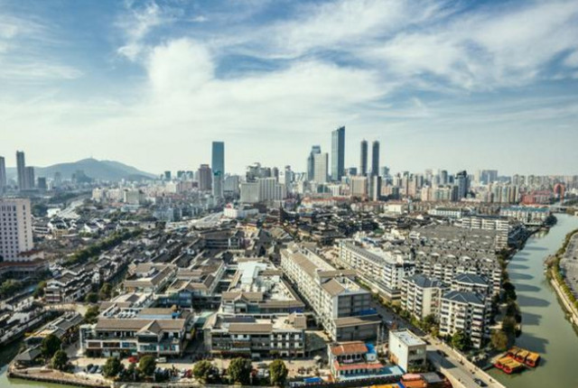 江苏无锡新增10名阳性感染者，这座城市正在经历什么？