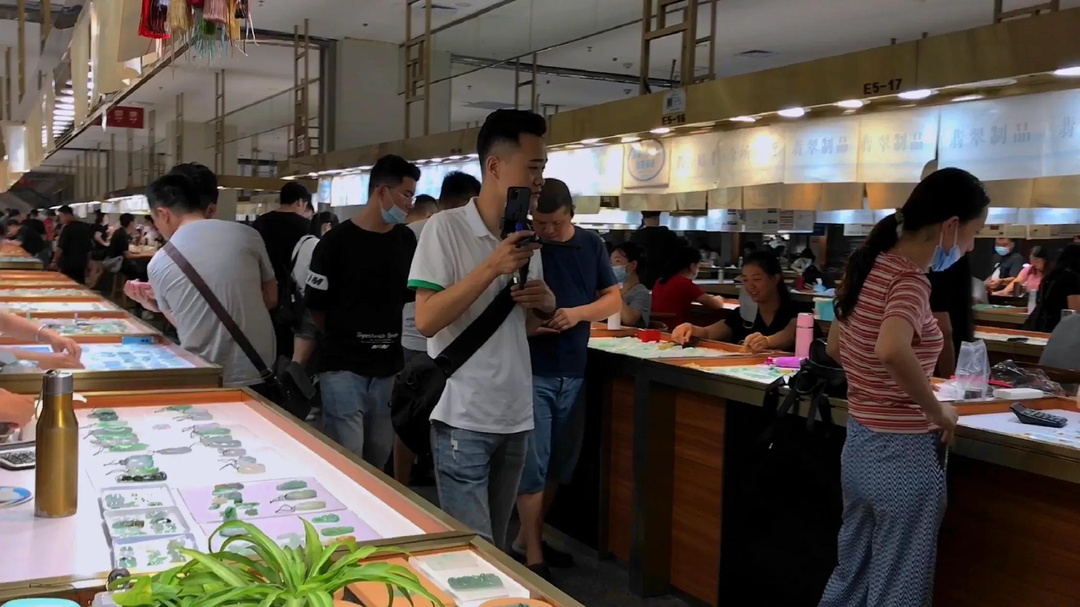 广东新增疫情通报数据，我们需要知道的那些数字背后的事